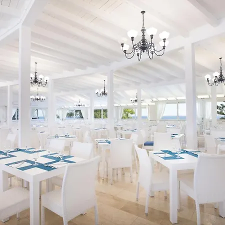 Nicolaus Club Quattro Lune Semesteranläggning (resort)