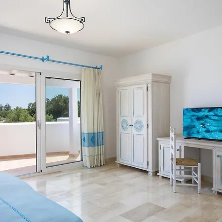 Nicolaus Club Quattro Lune 3* Cala Liberotto