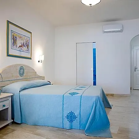 Θέρετρο Nicolaus Club Quattro Lune 3*